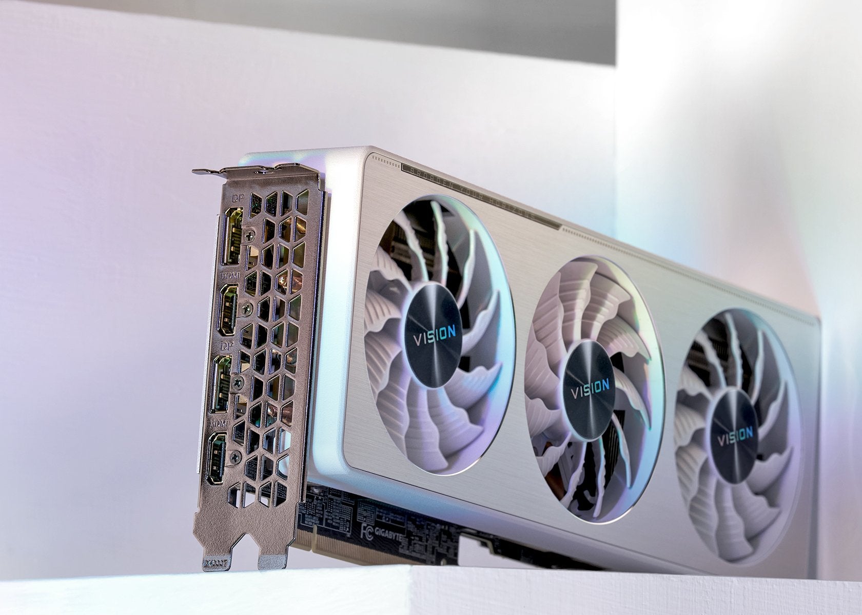 EAN 4719331309626 - GIGABYTE GeForce RTX 3070 VISION OC 8G (rev. 2.0) NVIDIA 8 GB GDDR6 imagen 11