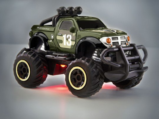 EAN 4009803234915 - Revell Field Hunter imagen 4