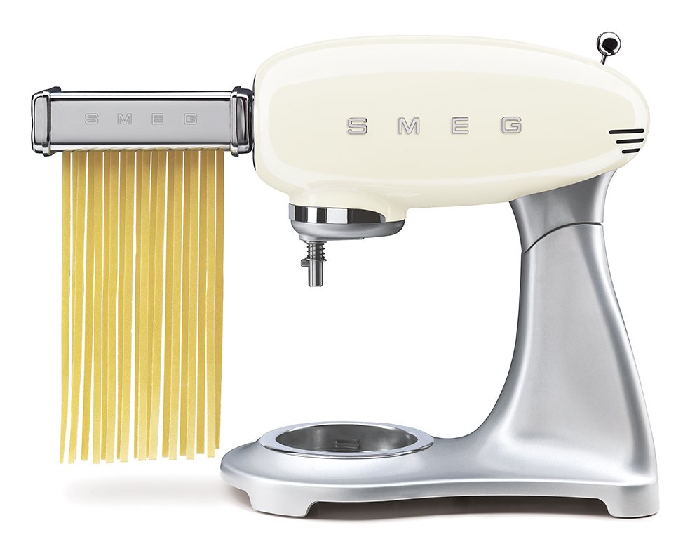 Máquina Multiusos Smeg Smf04creu, 4,8 L, 800 W, Color Crema.