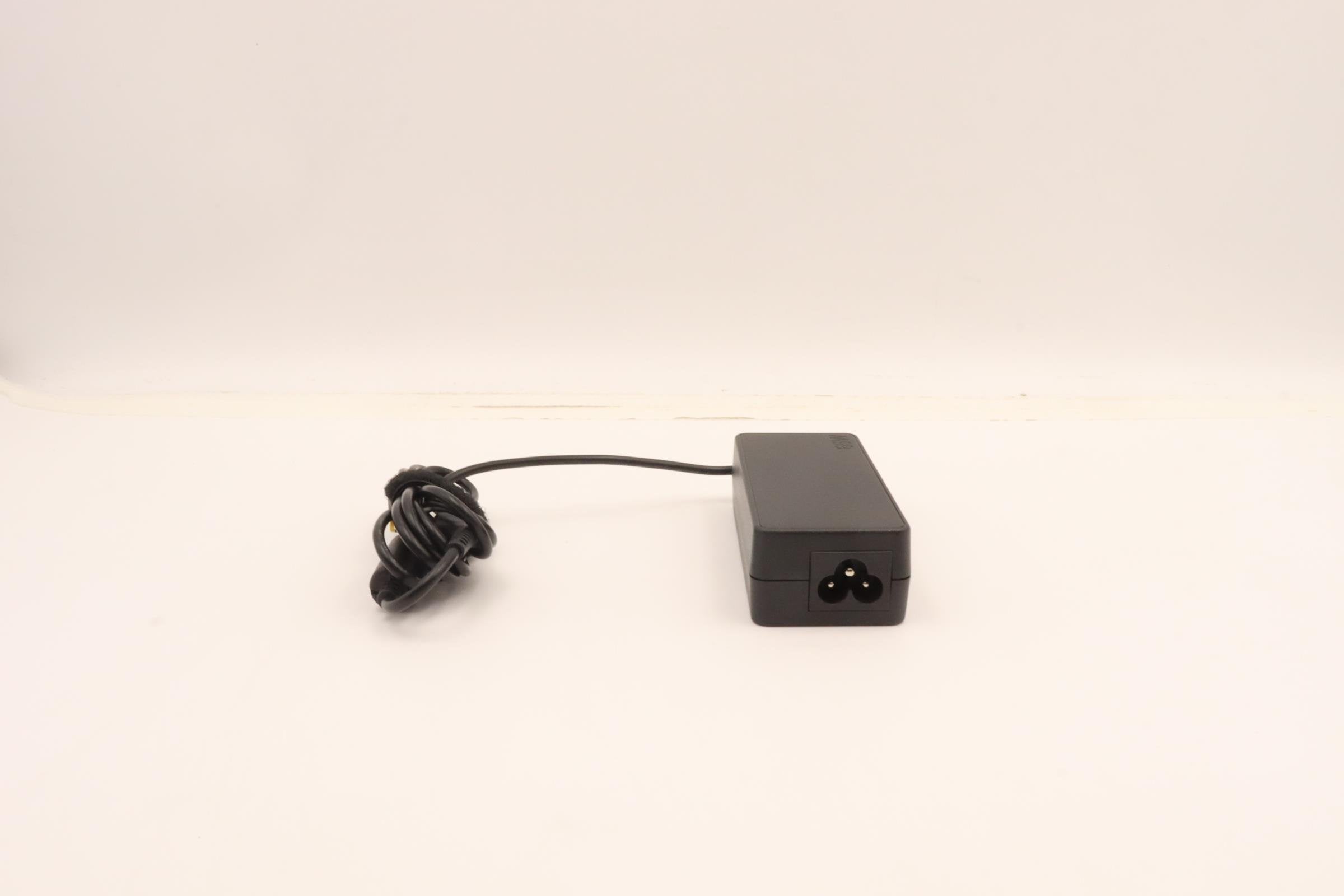 EAN 5715063083048 - Lenovo 5A11H02883 adaptador e inversor de corriente Interior 65 W Negro imagen 4