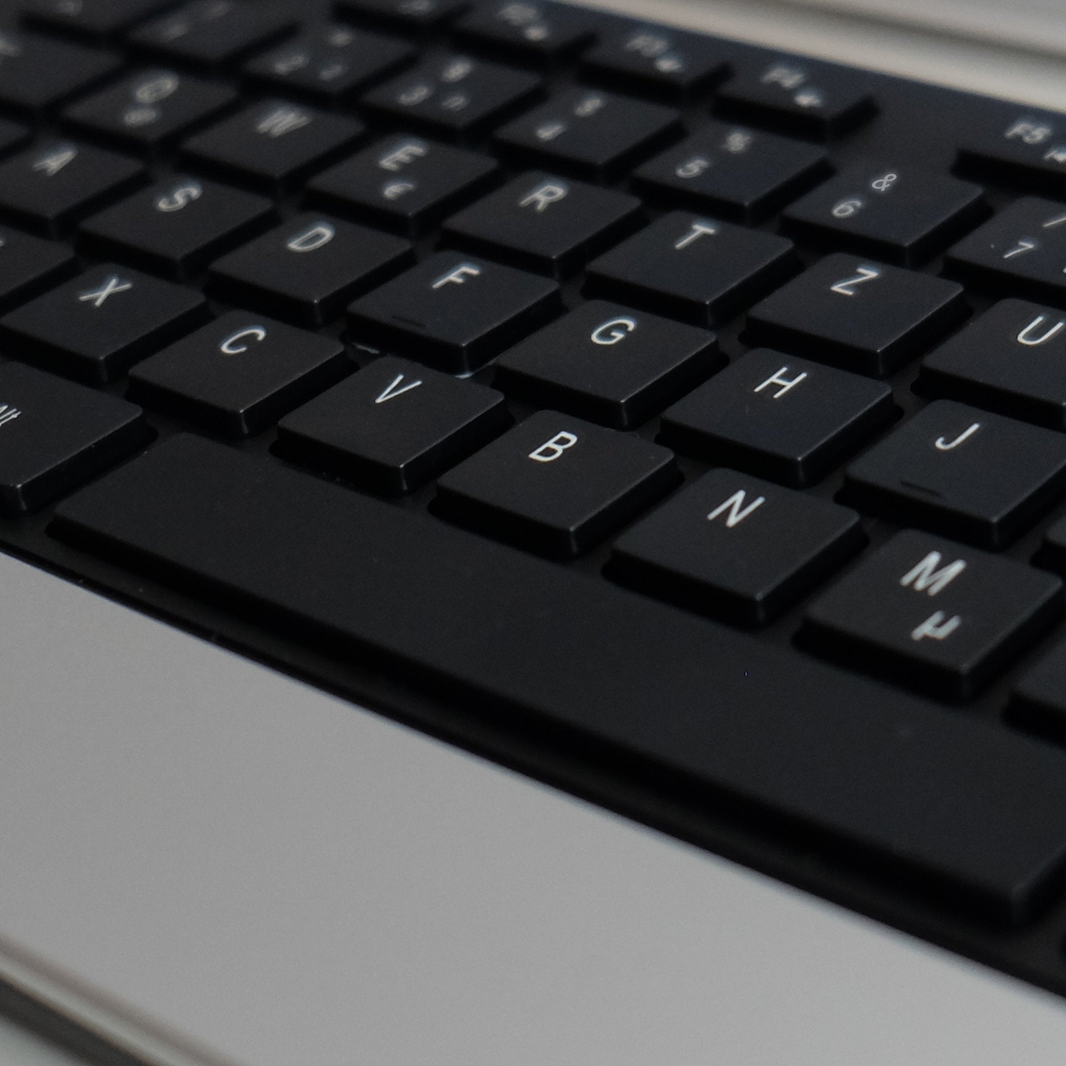 Mediarange Mros105 Teclado Rf Inalámbrico Qwertz Inglés Negro, Plata