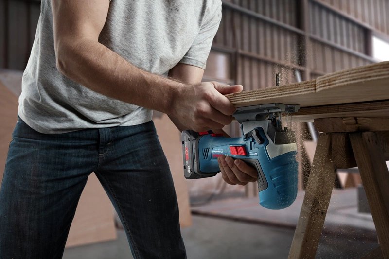 Bosch Professional Sierra De Calar A Batería Gst 18v-125 S Professional Sin Batería Ni Cargador