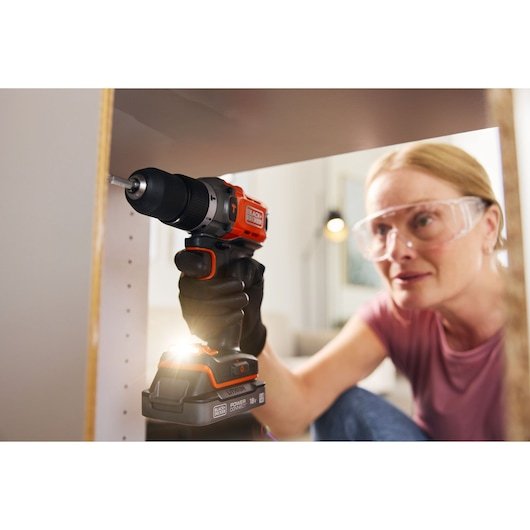 Taladro De Impacto Inalámbrico Negro&Decker 18 V 2 Ah. Kof Bcd383d1xk