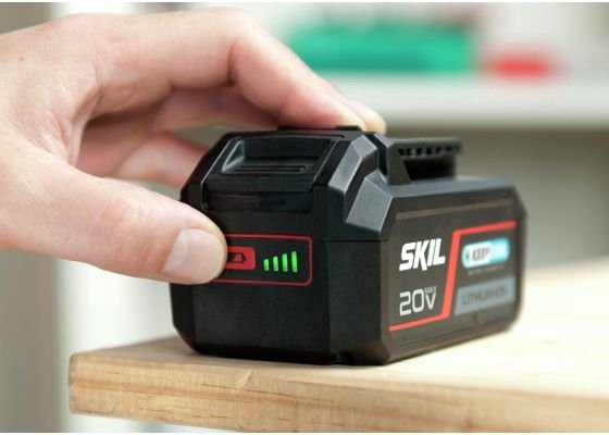 Skil Br1e3104aa Cargador Y Batería Cargable