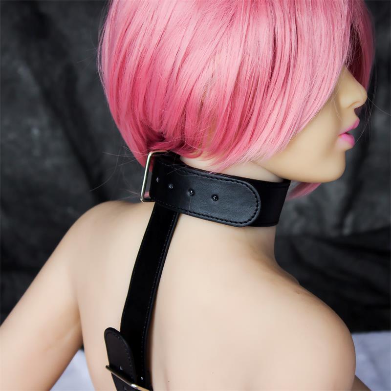 Collar Con Restricciones Negro