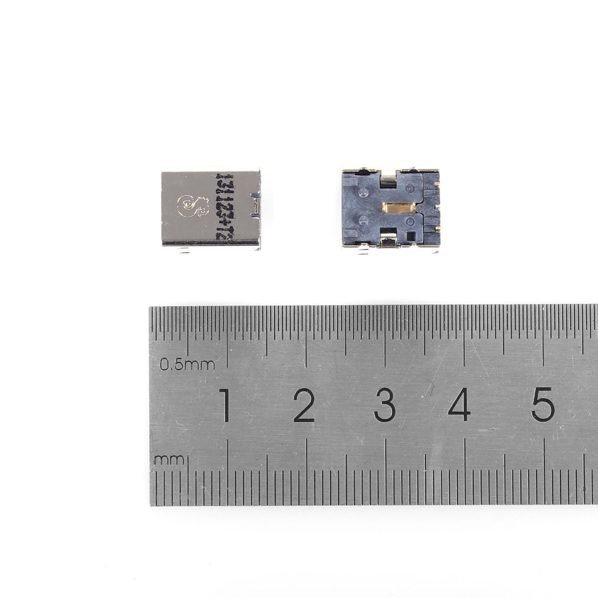 Conector Dc Jack Para Portátil Dell Inspiron 9300 9400 500M 600M 630M Pj357