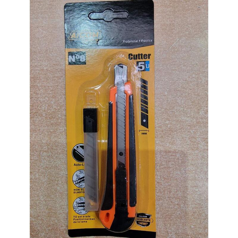 Cutter 9mm Con Bloqueo + 5 Cuchillas De Recambio  N°8