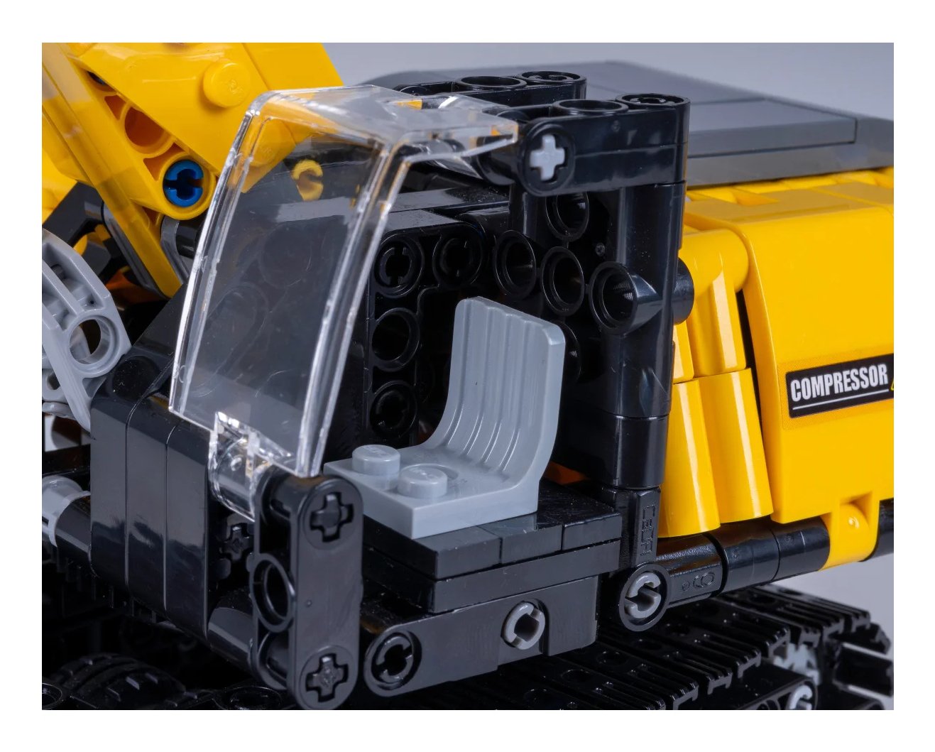 Jamara Cada Bagger Bricks Amarillo 8+