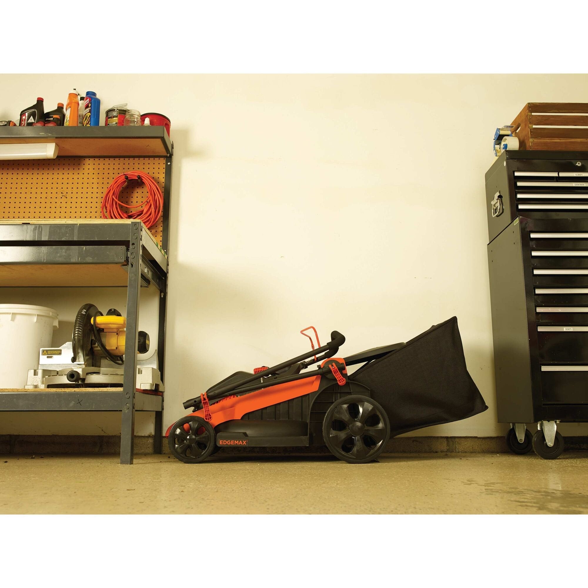 Cortacésped Black+Decker Lm2000 Naranja/Negro