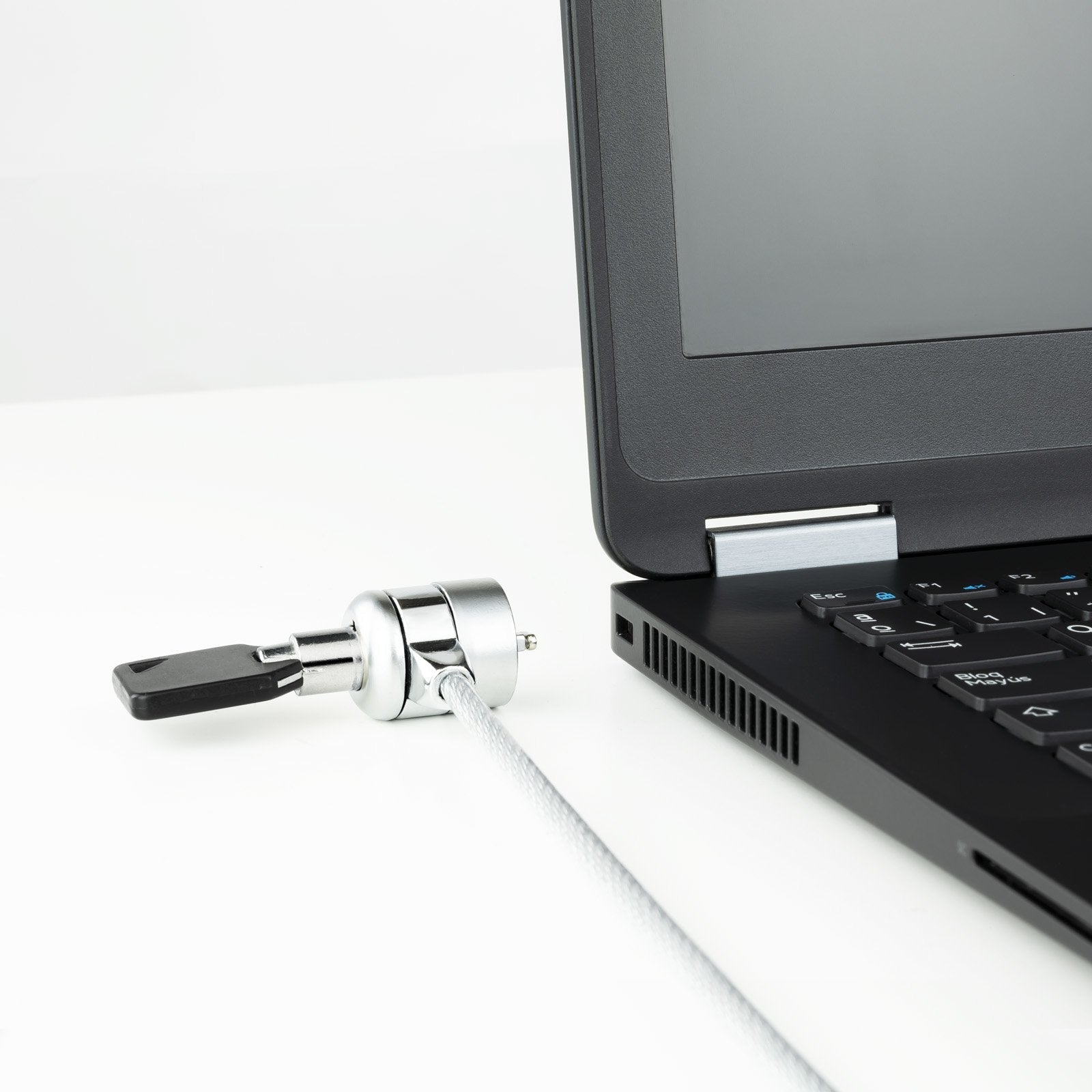 Tooq Cable De Seguridad Universal Con Llave Para Portatiles - Acero 4.5mm - Longitud 1.50m