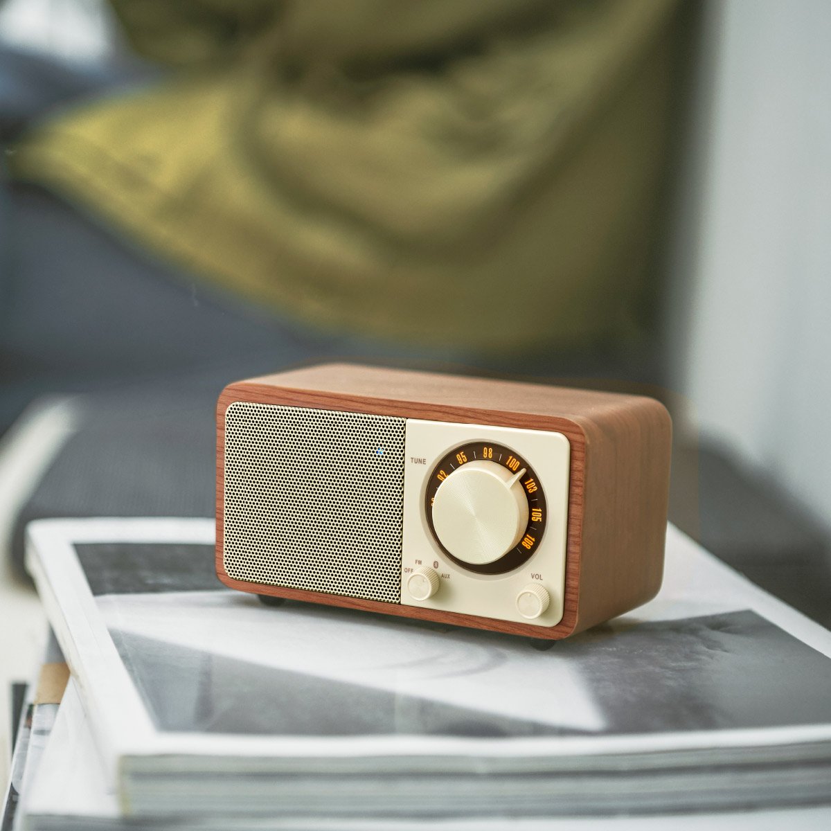 Sangean Wr-7 Nuez Radio Analógica Sobremesa Fm Bluetooth Batería Li-Ion Recargable