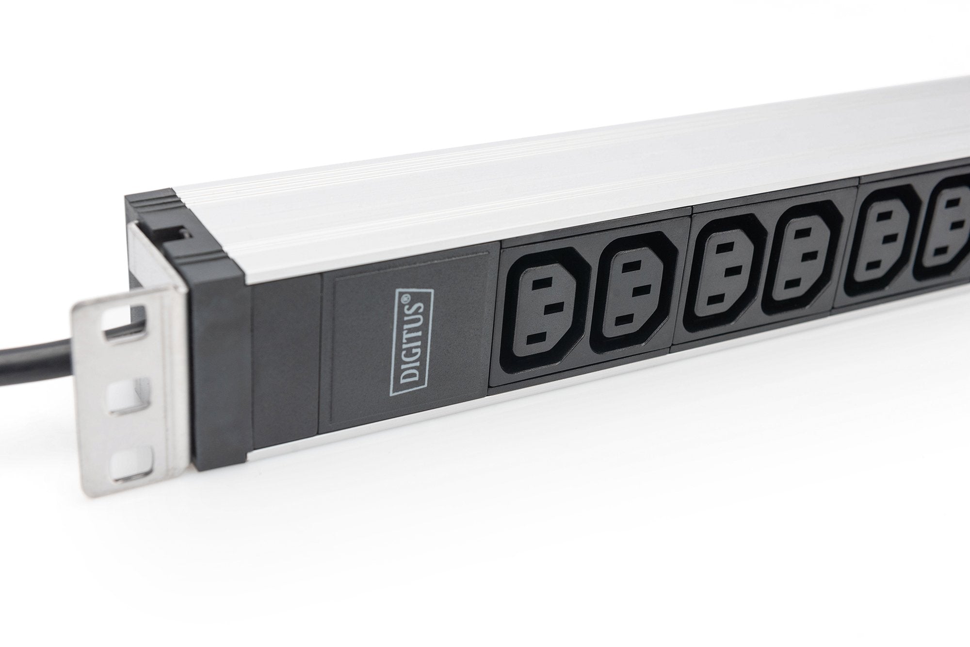 Digitus Pdu 1u   12xc13 230v/16a Negro