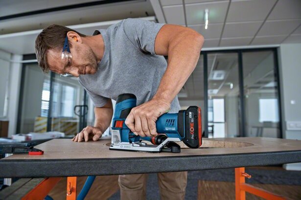 Caladora Bosch Gst 18v-155 Sc Power Jigsaws 3800 Spm 2 Kg