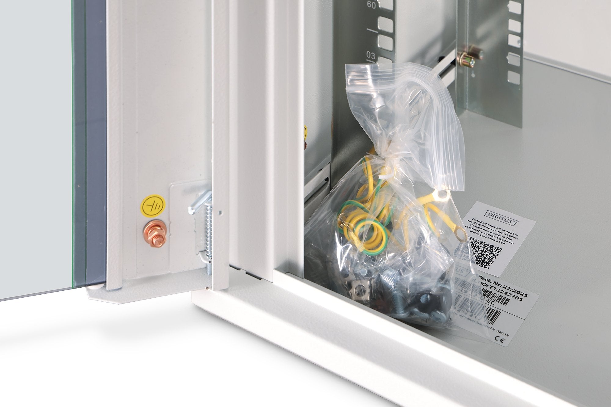 EAN 4016032221715 - Digitus DN-19 12-U-EC armario rack 12U Bastidor de pared Gris imagen 5