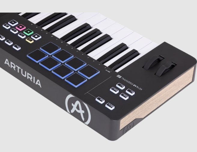 Arturia 231522 Keylab Essential 49 Mk3 Negro Midi Keyboard