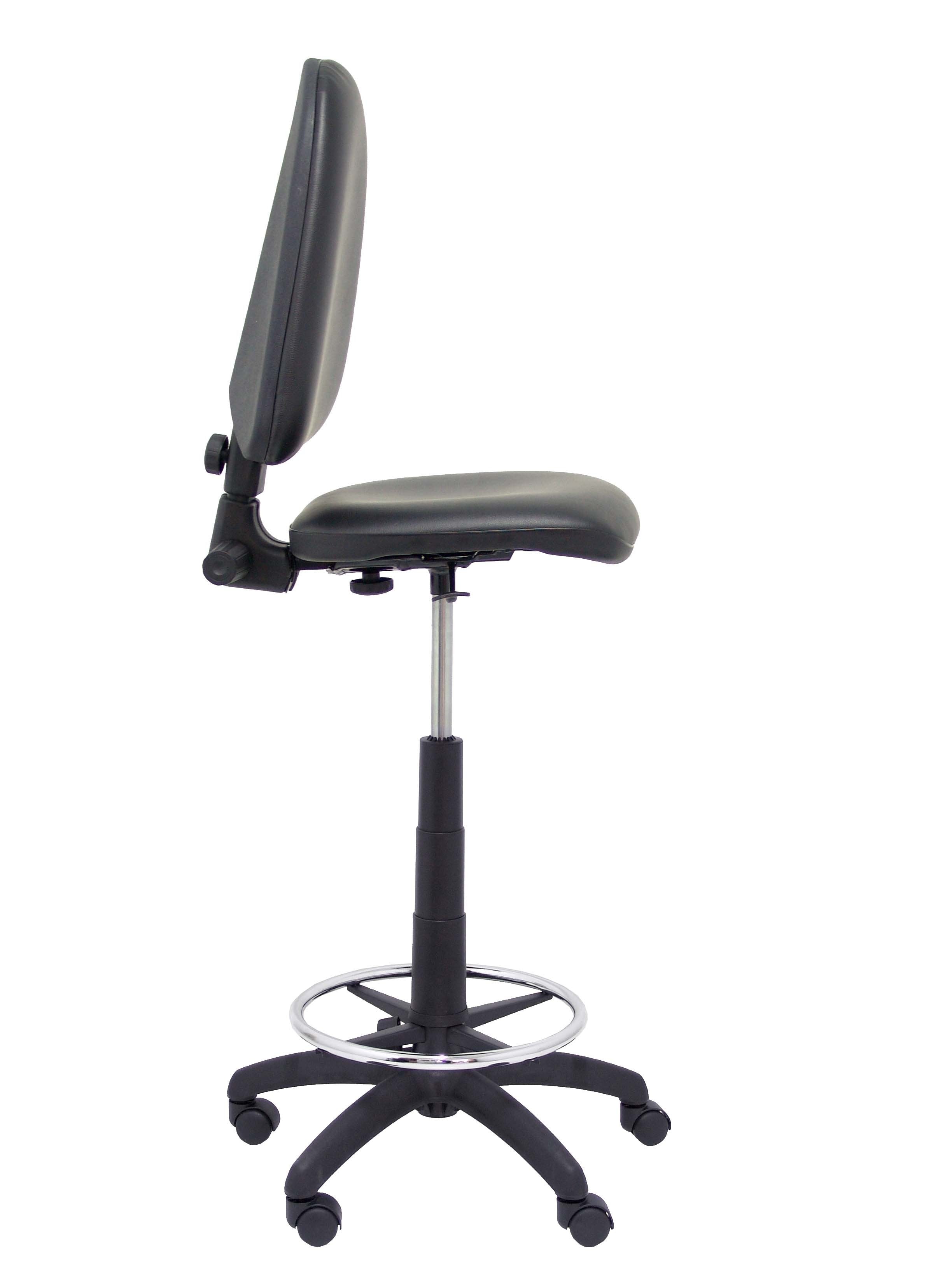 Piqueras Y Crespo Taburete Ayna Ergonómico Con Mecanismo De Contacto Permanente, Regulable En Altura Y Aro Reposapiés - Asiento Y Respaldo Tapizados En Tejido Símilpiel Color Negro