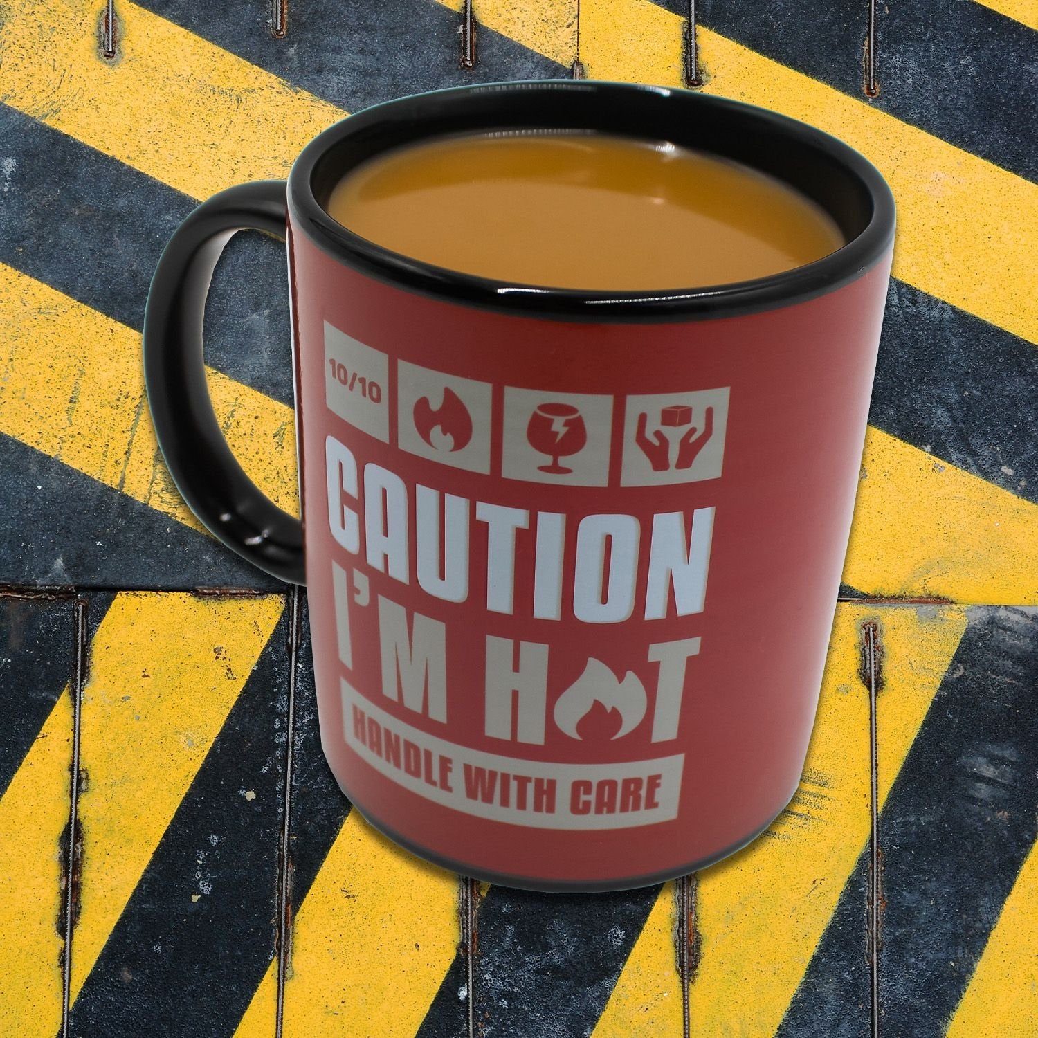 Mad Monkey - Tasse "Caution I Am Hot" - Con Farbwechsel