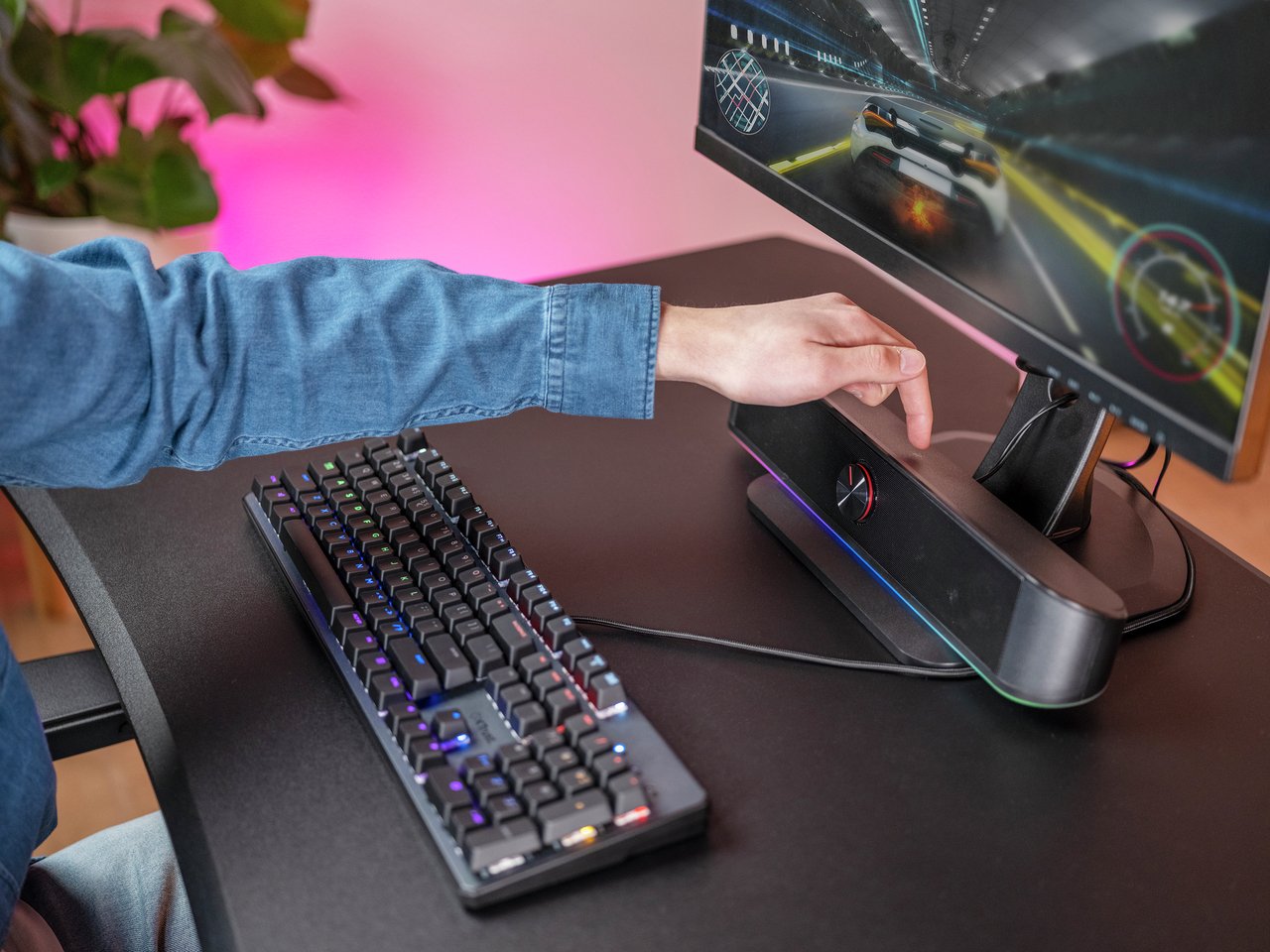 EAN 8713439240078 - Trust GXT 619 Thorne Negro 2.0 canales 6 W imagen 10