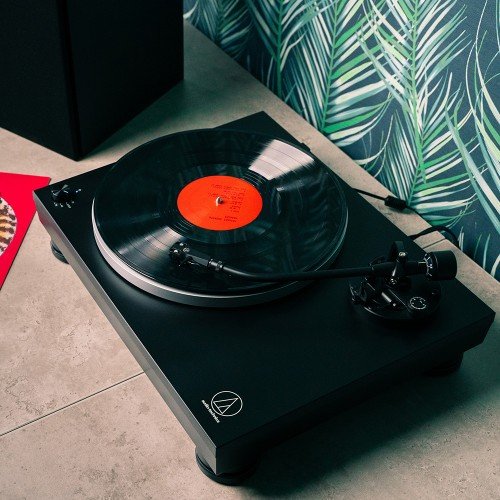 Tocadiscos  Audio-Technica At-Lp5x, Negro At-Lp5x