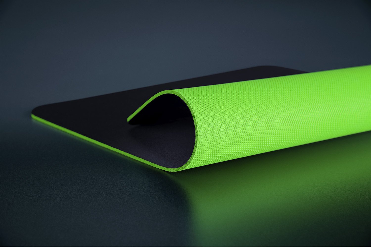 EAN 8886419318552 - Razer Gigantus V2 - XXL Alfombrilla de ratón para juegos Negro, Verde imagen 3