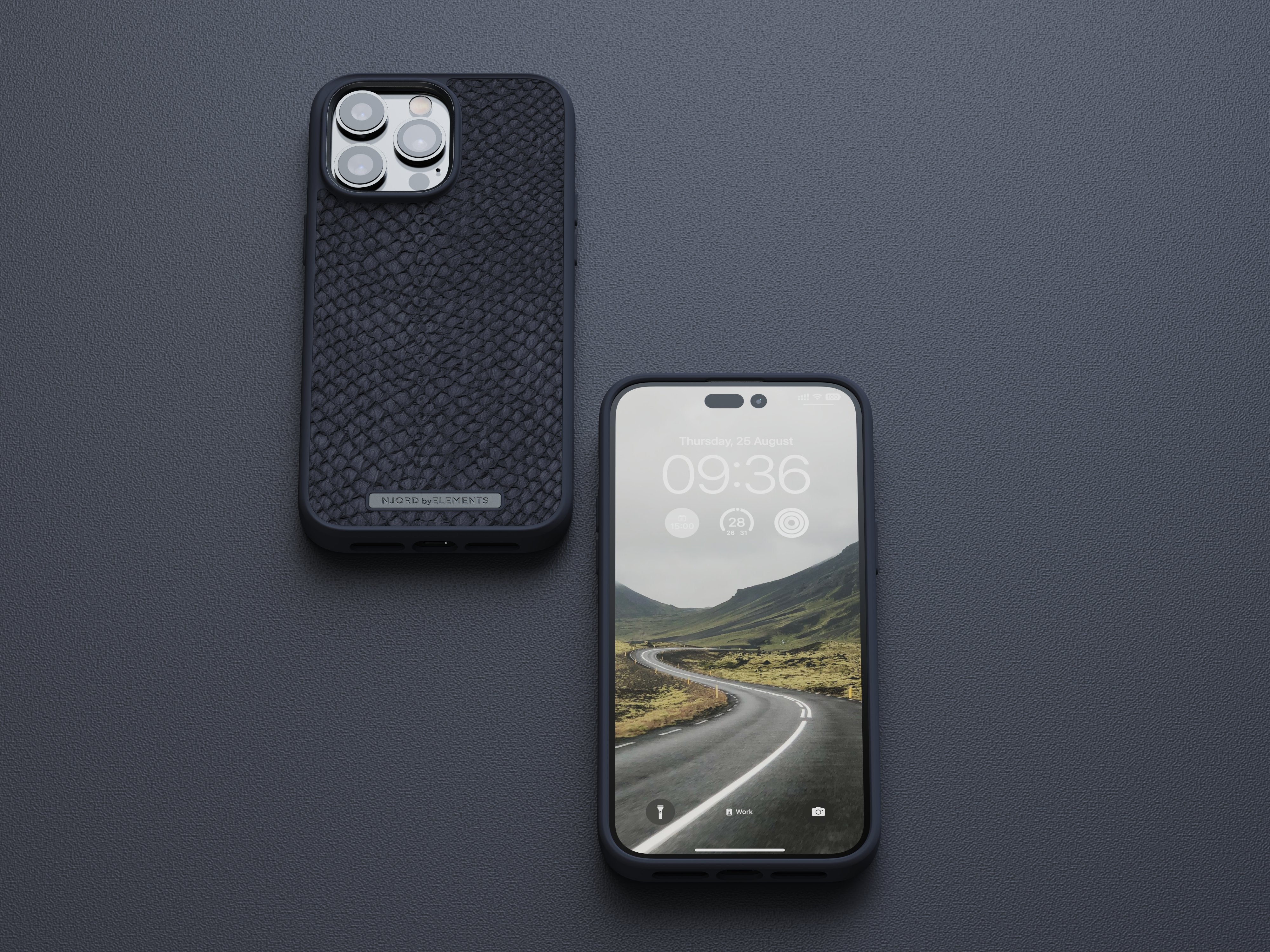 Njord Byelements Salmon Leather Magsafe Case - Iphone 14 Pro Max - Black