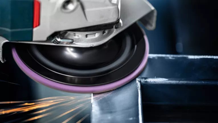 Disco Abrasivo De Vellón Bosch Professional Expert N477 Scm, Ø 115 Mm, Agujero Grueso Ø 22 Mm, Para Amoladoras Angulares Pequeñas 2608901265