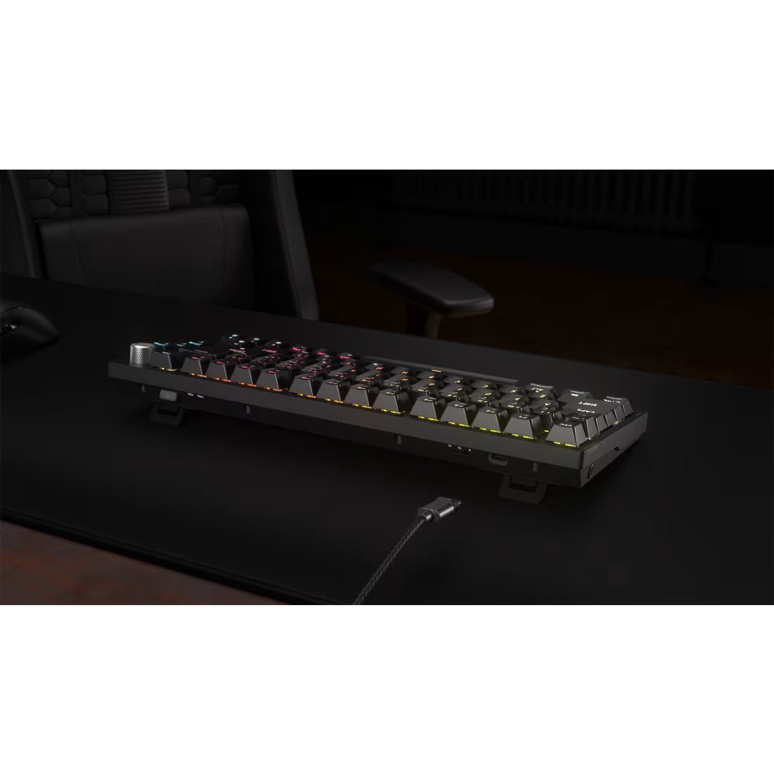 EAN 0840440484530 - Corsair K65 PLUS teclado Juego USB + RF Wireless + Bluetooth QWERTY Inglés de EE. UU. Negro imagen 3