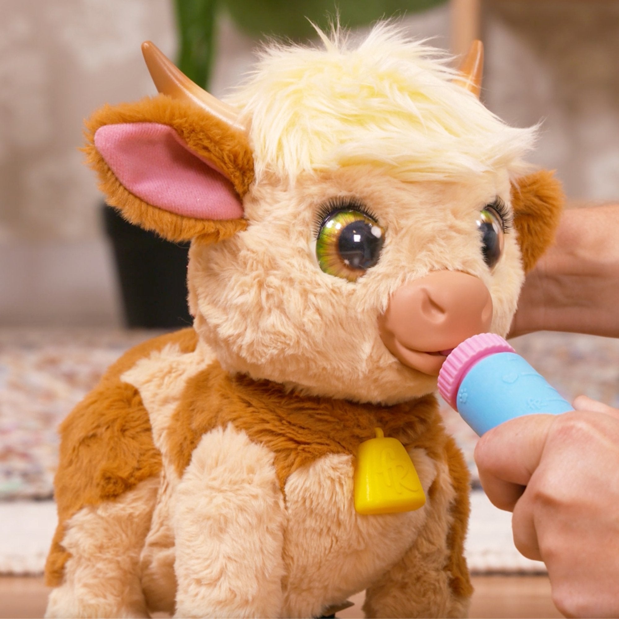 Just Play Furreal Maggie The Feed & Follow Cow 28158