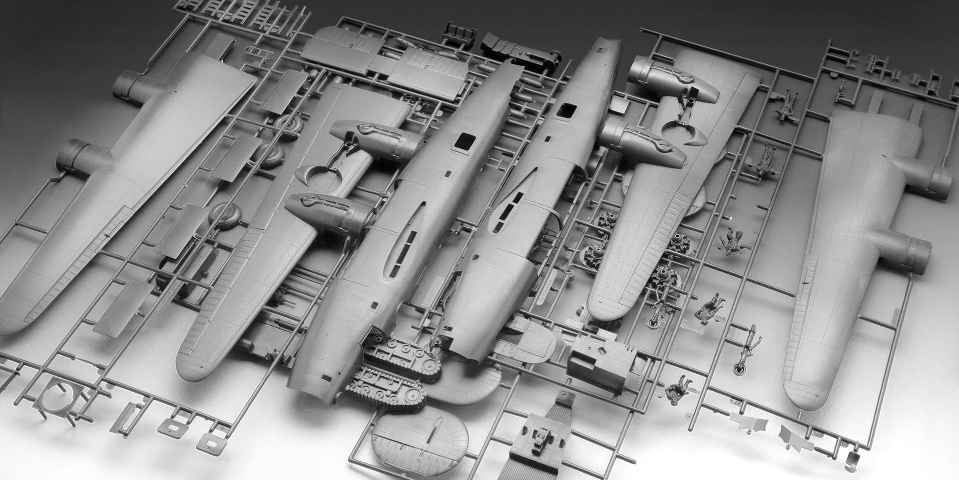 EAN 4009803038315 - Revell 03831 modelo a escala Aeronave Kit de montaje 1:48 imagen 6