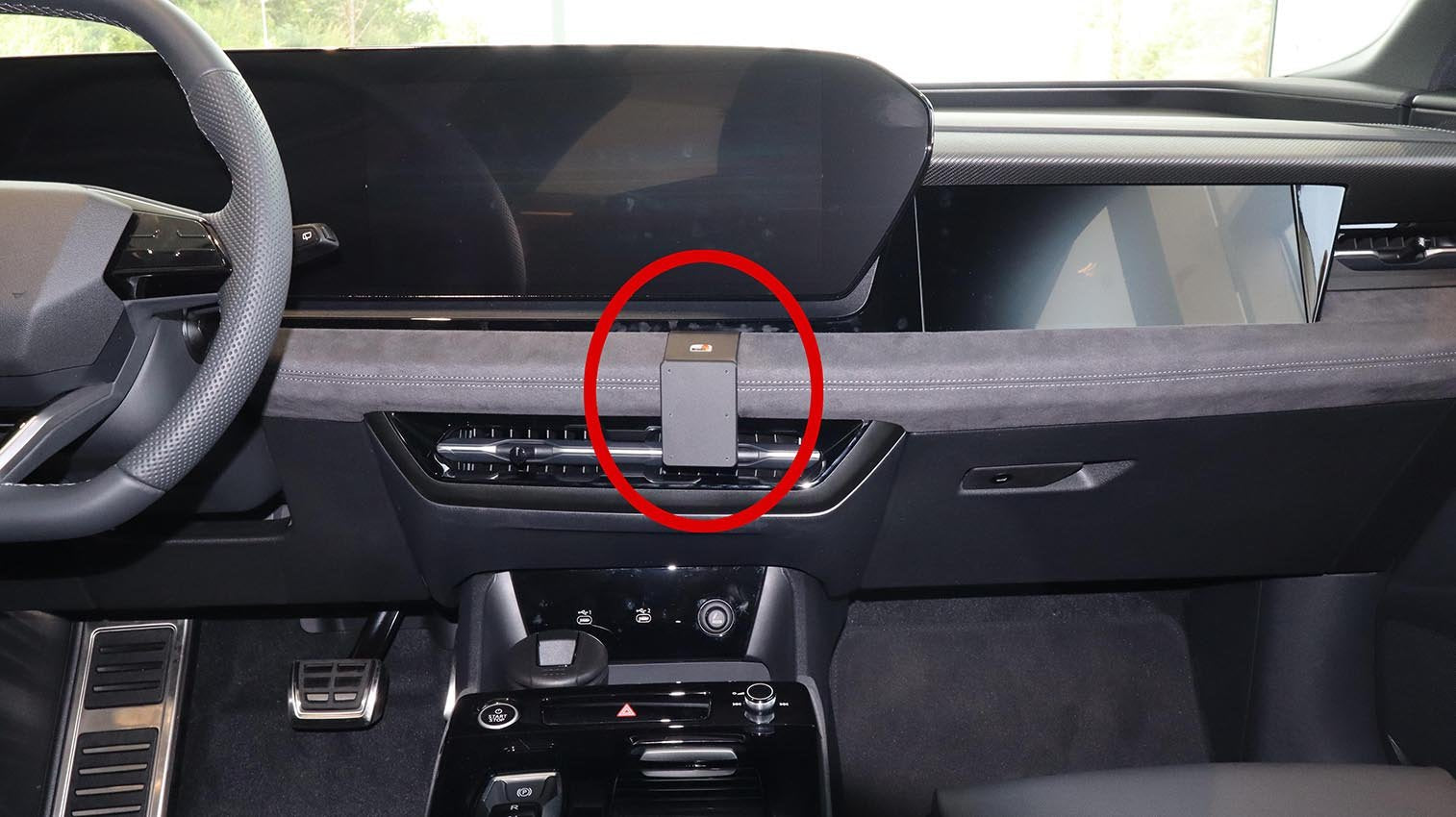 Brodit Proclip Audi Q6 25-