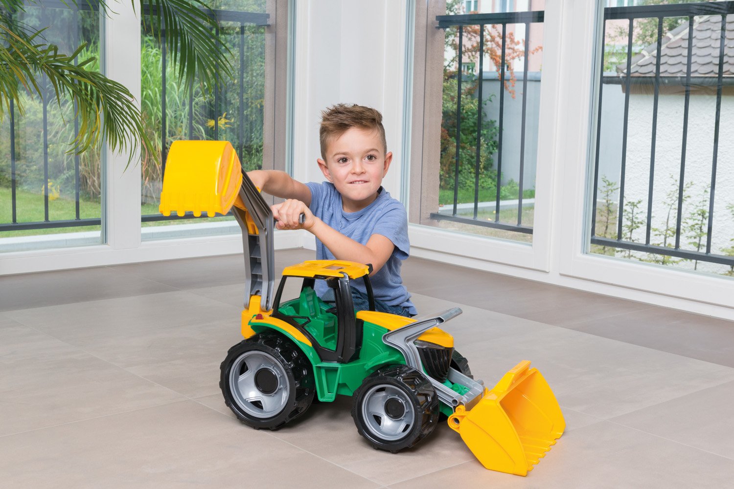 EAN 4006942780105 - Lena GIGA TRUCKS Tractor with front loader & excavator imagen 10