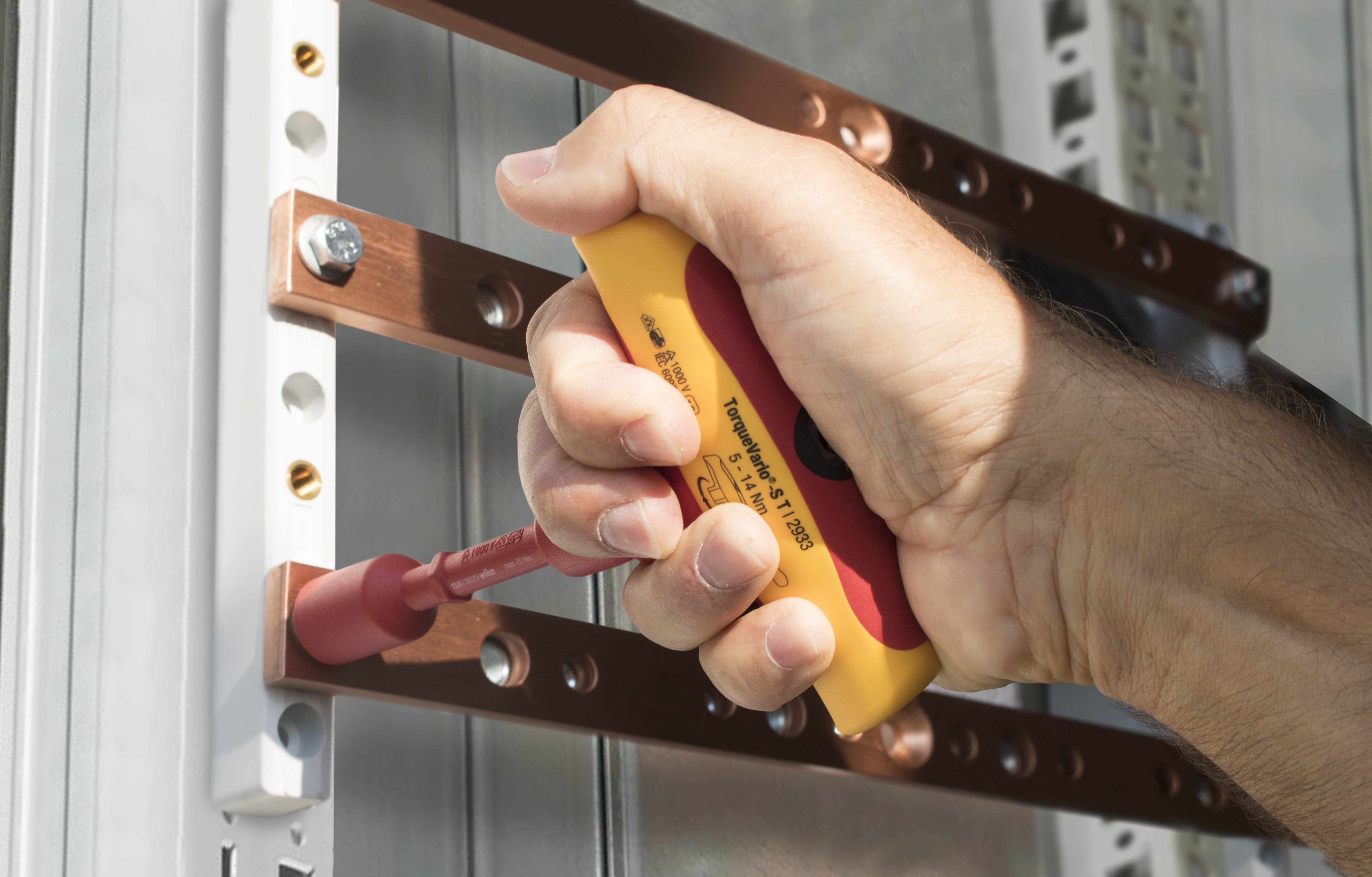 Wiha Destornillador Dinamométrico Con Mango En T Torquevario-S T Eléctrico 43177