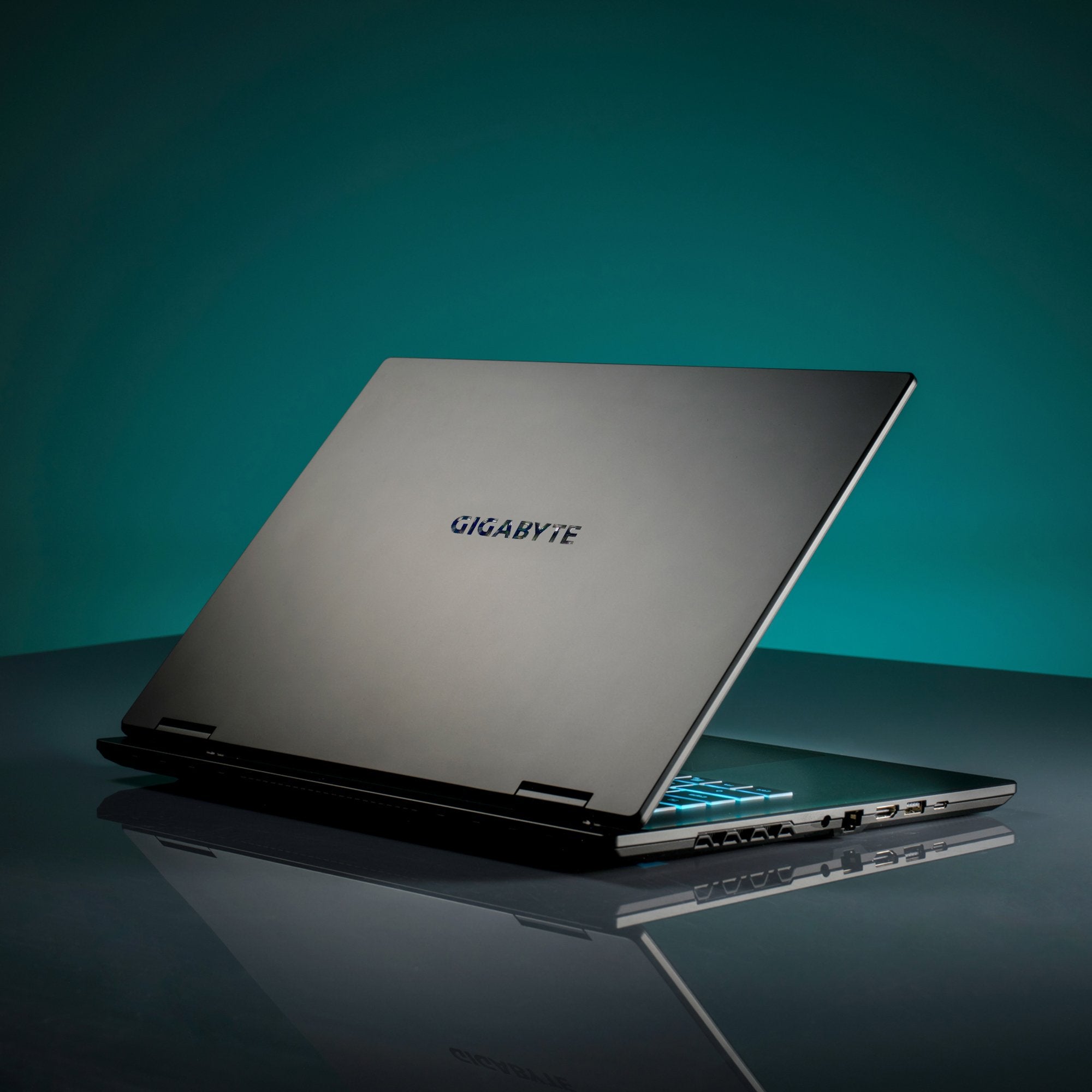 EAN 4719331765880 - GIGABYTE GAMING A16 CWHI3ES864SH ordenador portatil Intel® Core™ i7 40,6 cm (16") WUXGA DDR5-SDRAM NVIDIA imagen 8