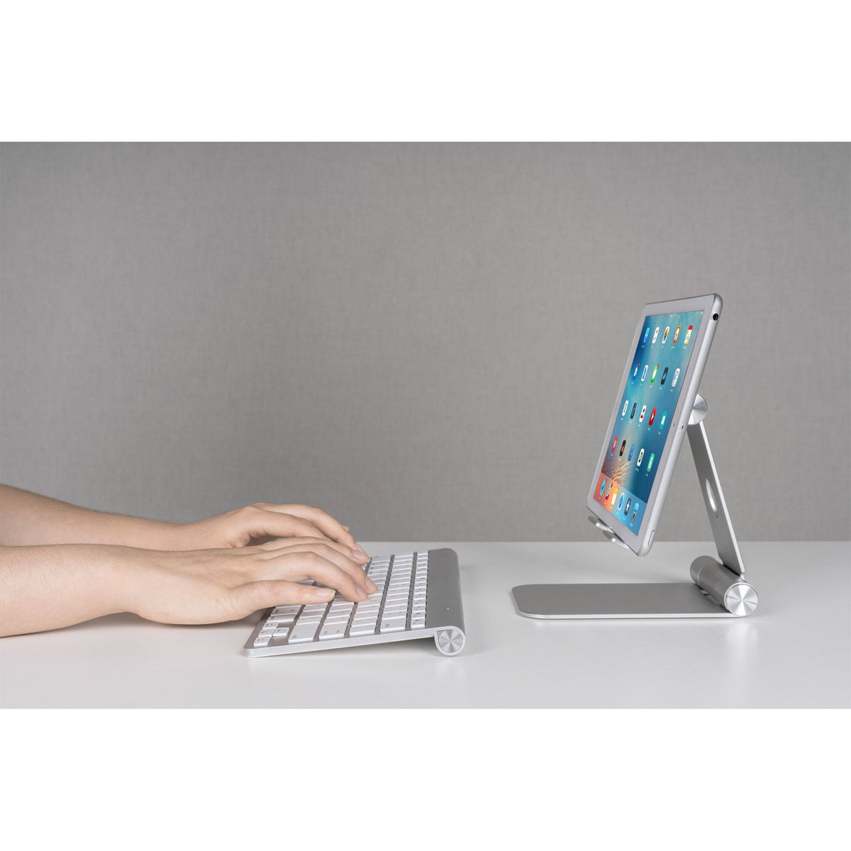 Inline Aluminio Soporte Para Tablet Universal Hasta 13"