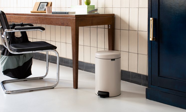 EAN 8710755149924 - Brabantia NewIcon 12 L Alrededor Beige imagen 3