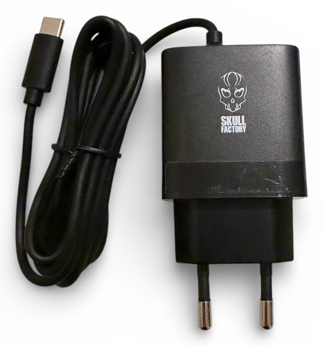 Caricatore Skull Factory 30w Switch2