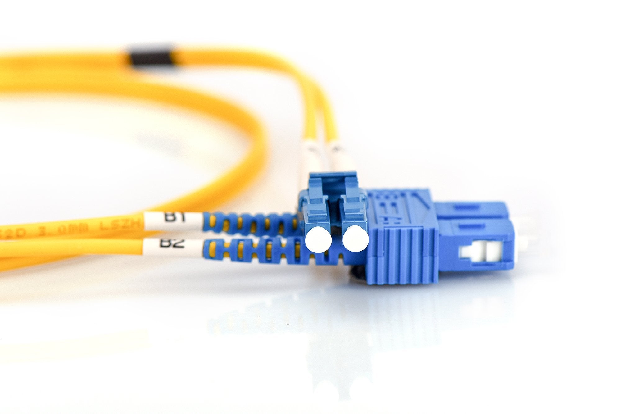EAN 4016032249689 - Digitus DK-2932-10 Cable de fibra óptica e InfiniBand 10 m I-VH Amarillo imagen 5