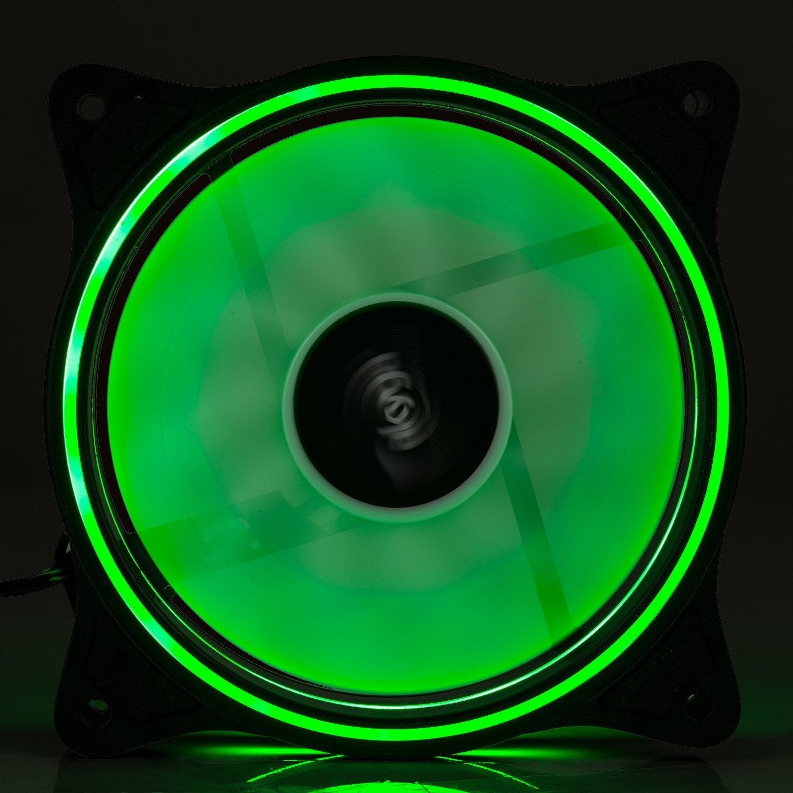 Ventilador Akyga Aw-12d-Rgb 120 Mm 15 Led Rgb 6 Pines