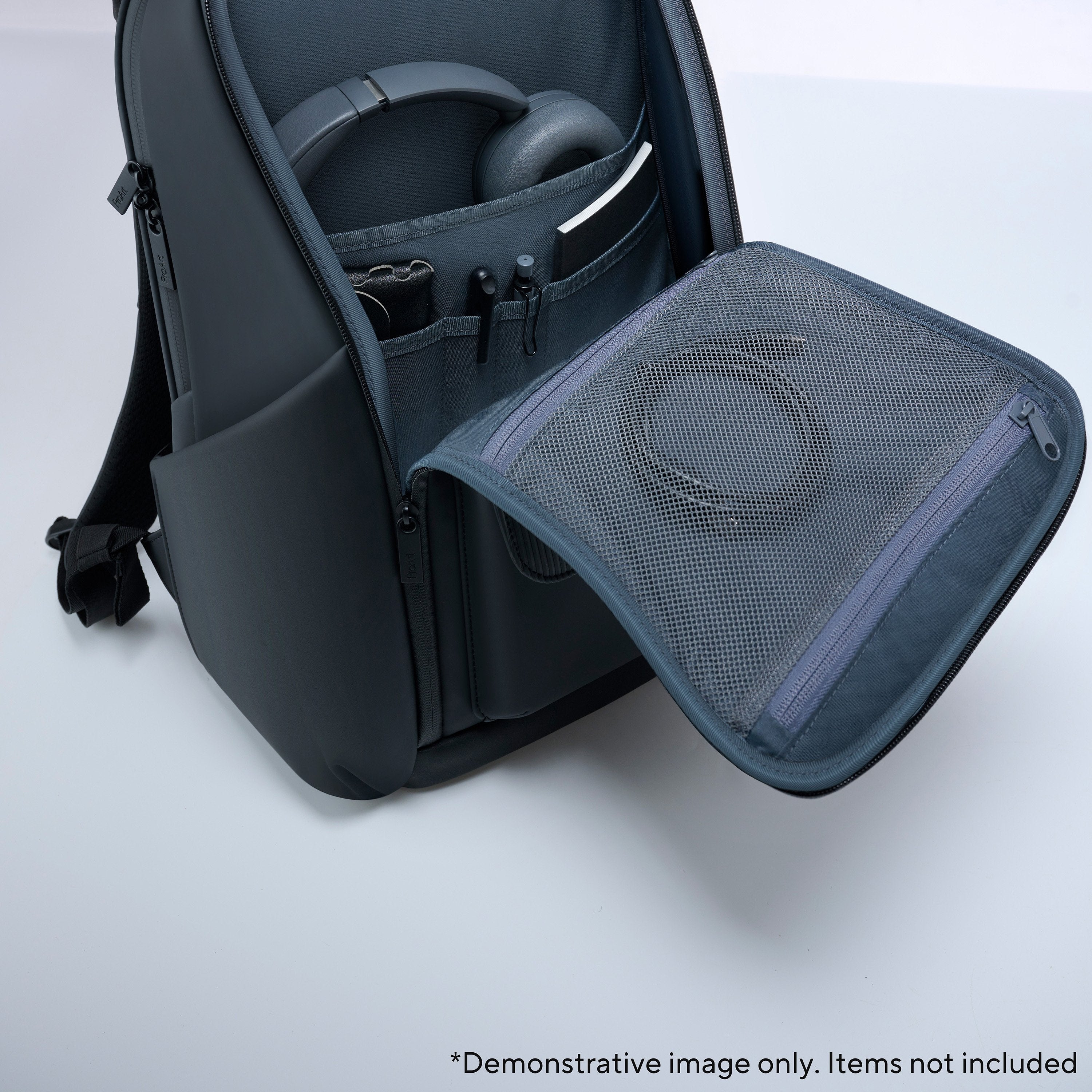 EAN 4711636273275 - ASUS ProArt Backpack PP2600 40,6 cm (16") Mochila Negro imagen 15