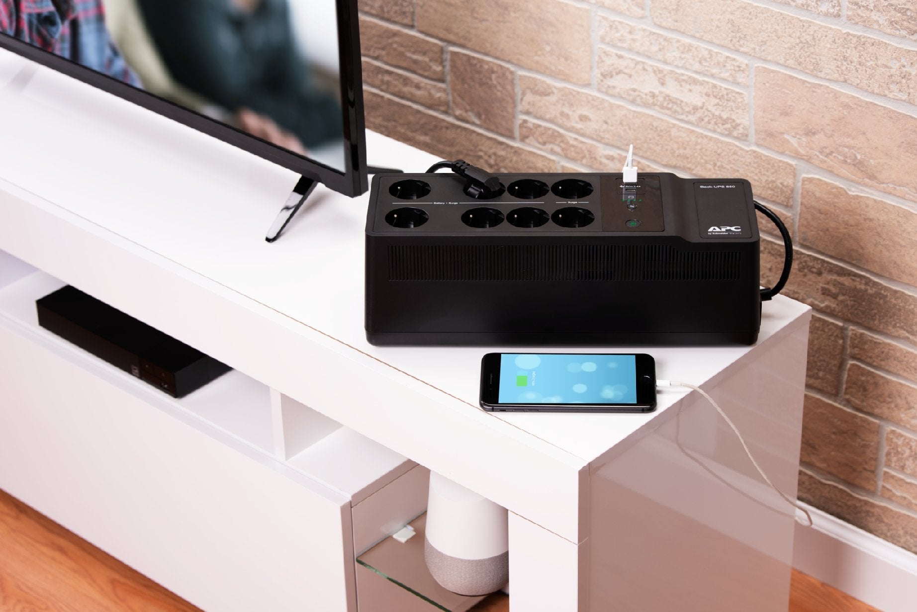 Apc Back-Ups Be850g2-Gr 850 Va Y 520 Vatios, 230 V, Salida 8x