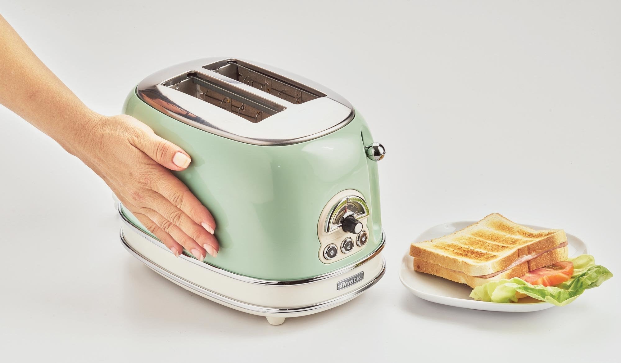 Tostadora Ariete Vintage 155 Verde Claro, 810 Vatios, Para 2 Rebanadas De Pan Tostado 0155gr
