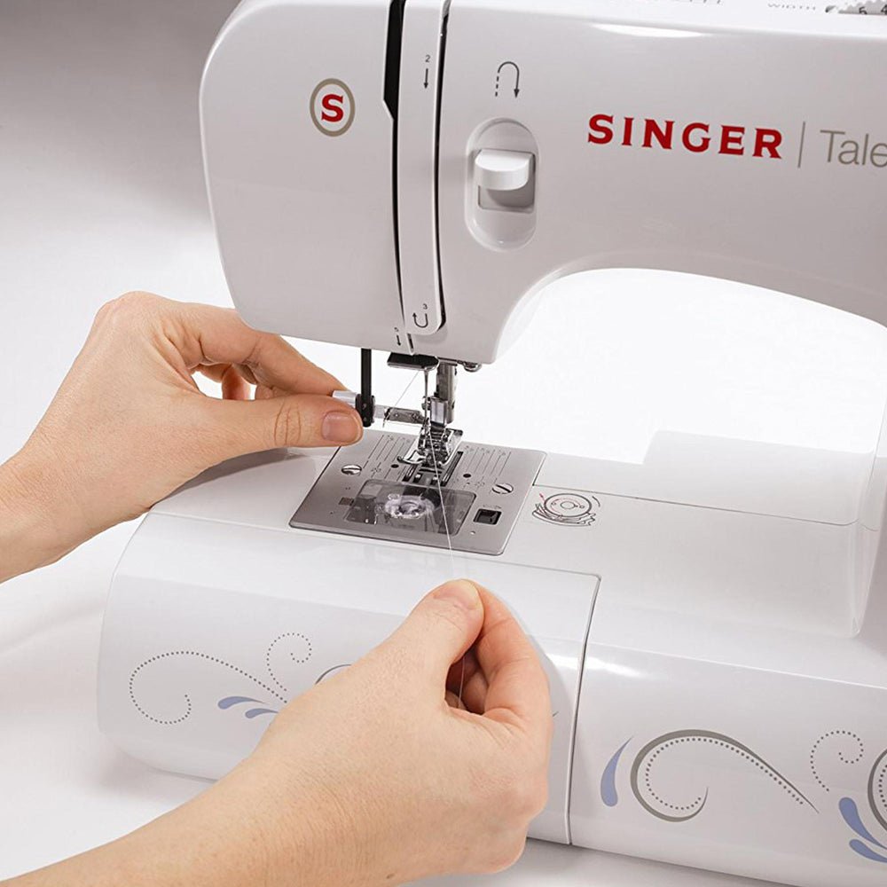 EAN 0374318830254 - SINGER 3323D imagen 3