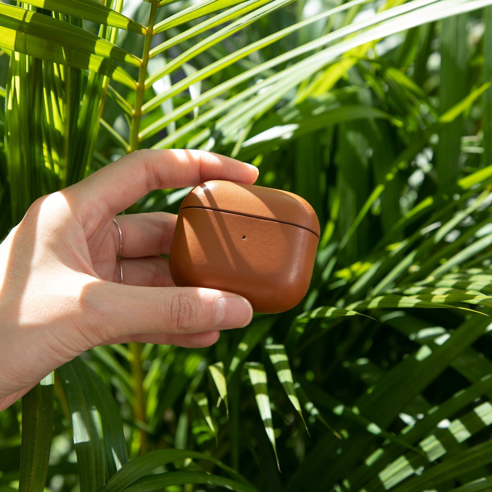 Leather Case For Airpods.  Airpods Gen3. Color: Tan