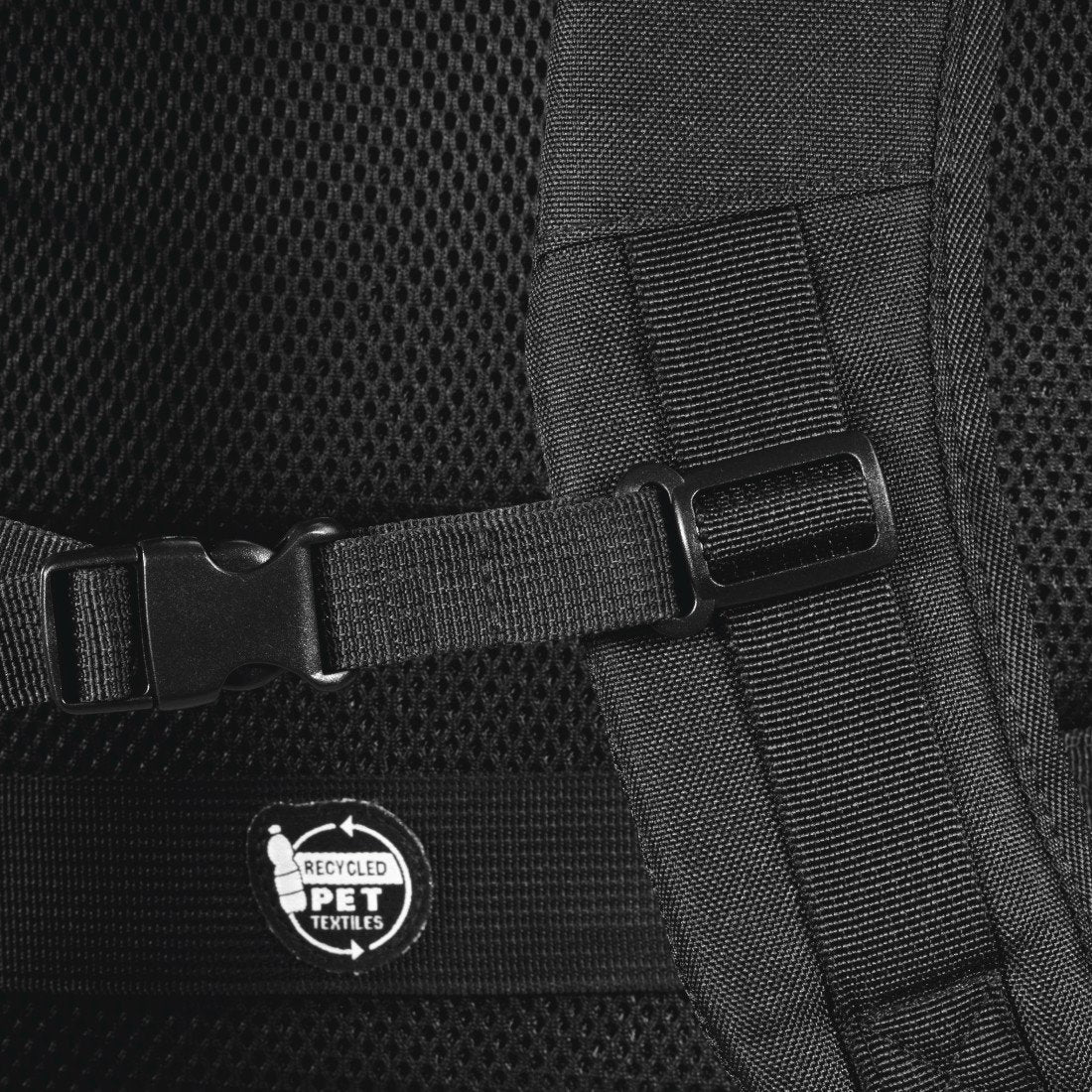 EAN 4047443483973 - Hama Matera Mochila Negro imagen 8