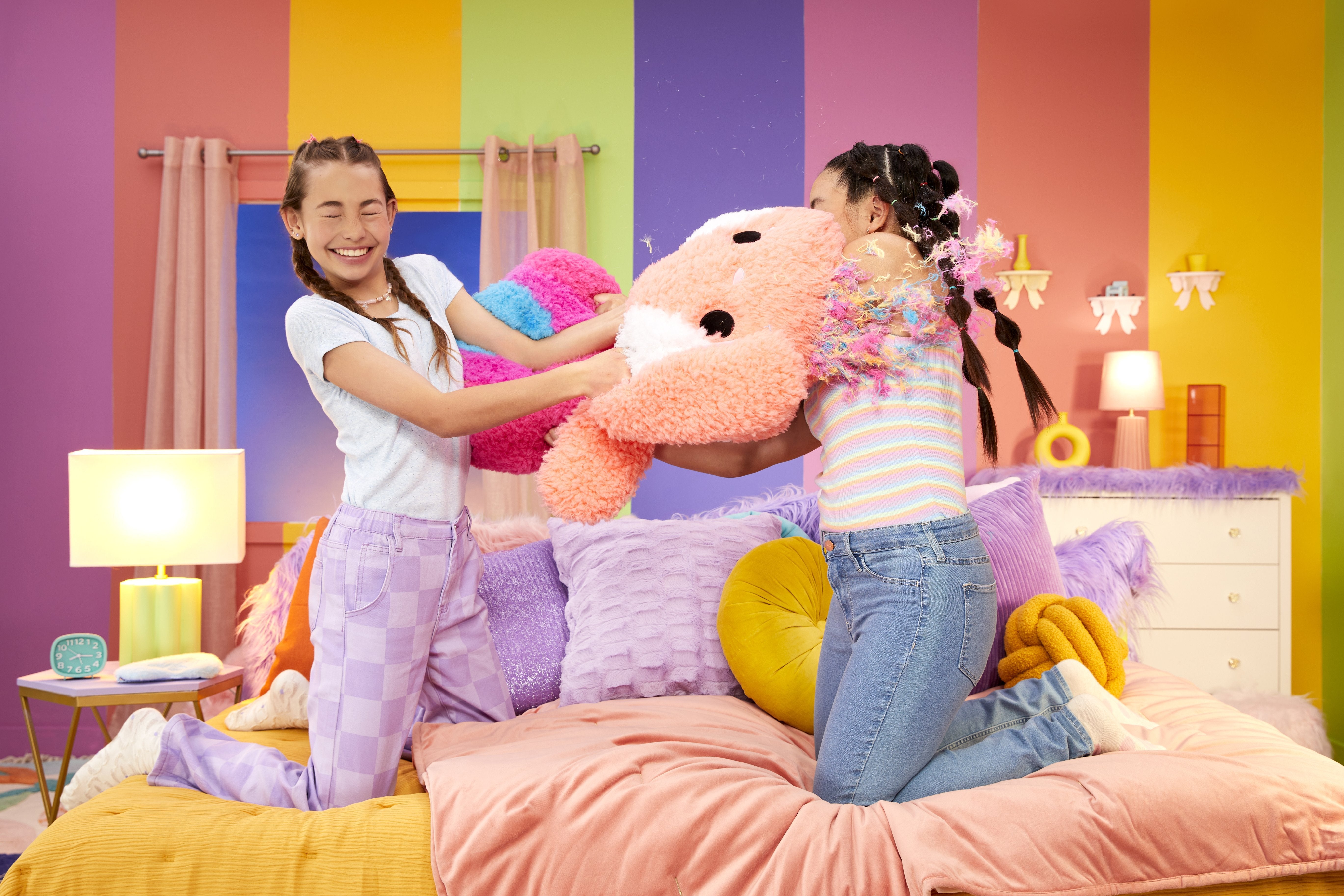 EAN 0035051513056 - MGA Entertainment Fluffie Stuffiez Pillow Fight- Rainbow imagen 15