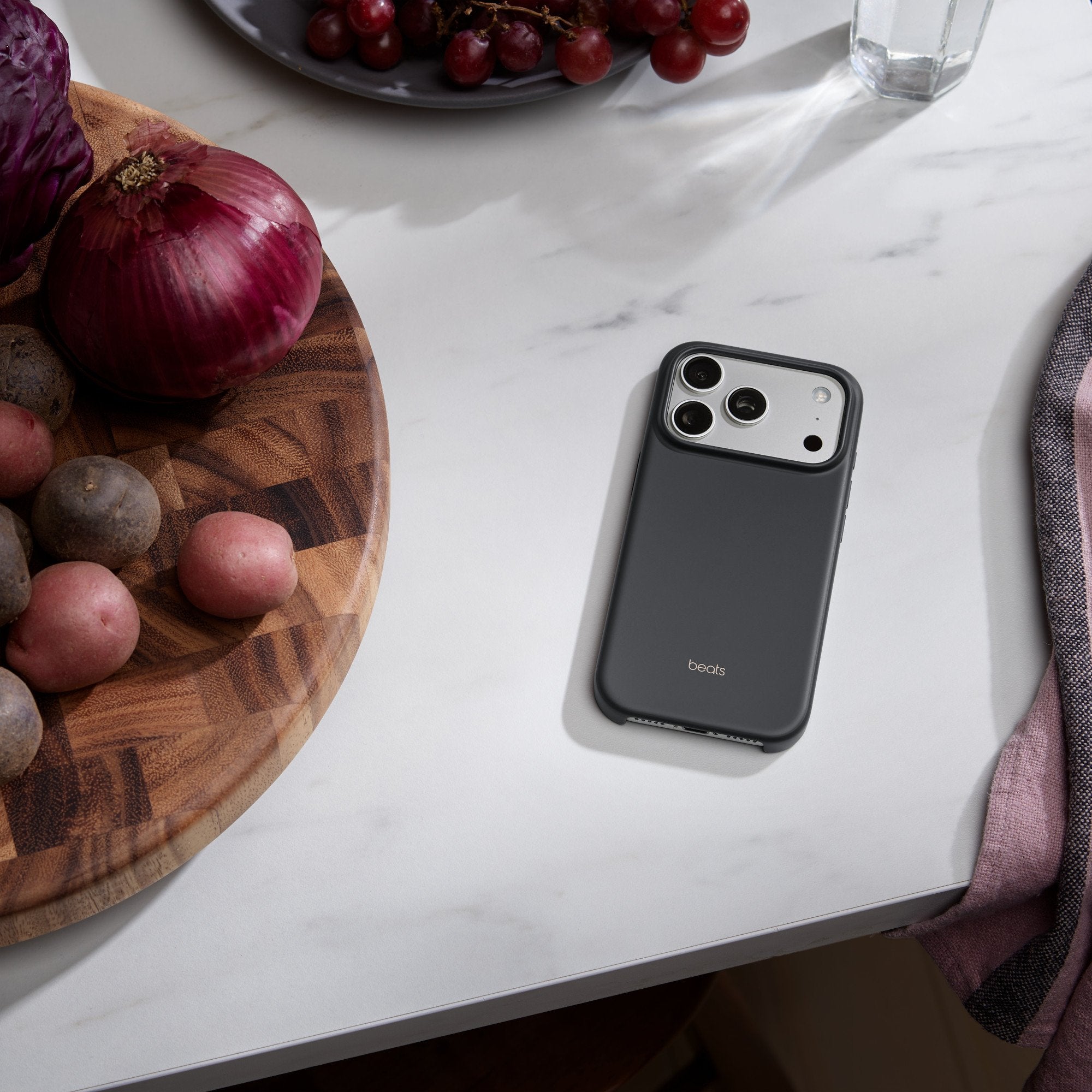 Beats Iphone 17 Pro Case With Magsafe And Camera Control   Granite Gray