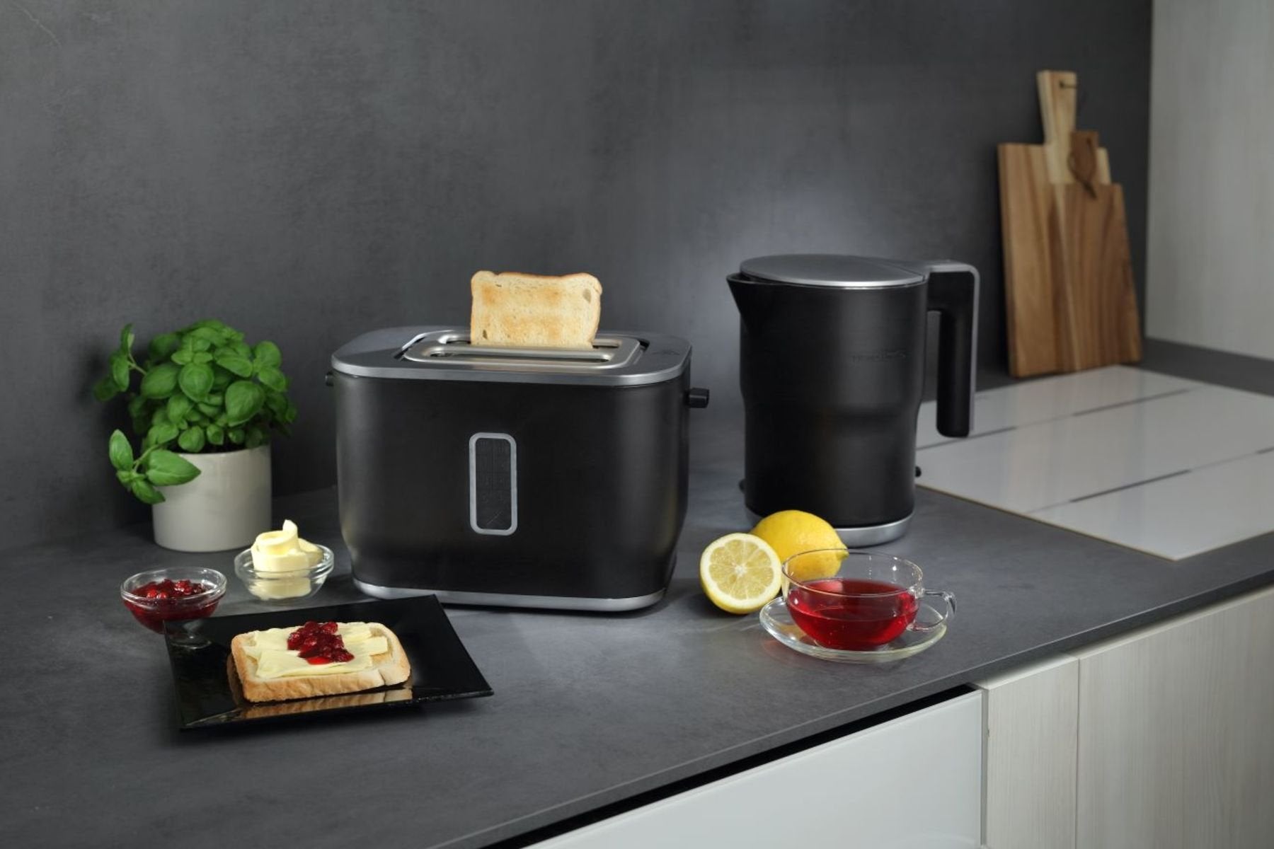 EAN 3838782129650 - Gorenje K15ORAB tetera eléctrica 1,5 L 2400 W Negro imagen 6
