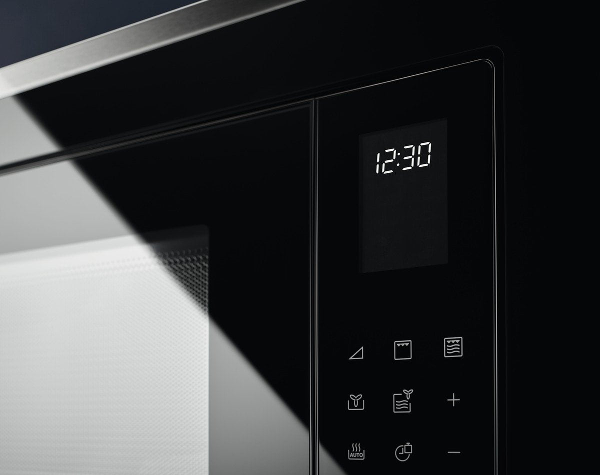 EAN 7332543673582 - Electrolux LMS4253TMX Negro, Acero satinado Microondas combinado Integrado 900 W imagen 7