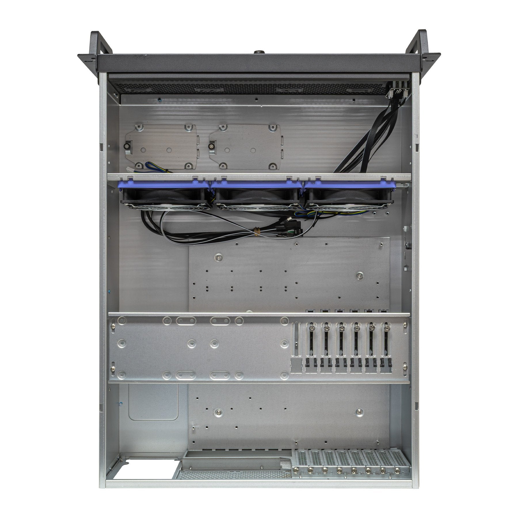 Caja Rack 19" Unykach 4u Sin Fuente Negro Plata 6 Bahias Int 1xusb2.0 1xusb3.0 1xusb-C