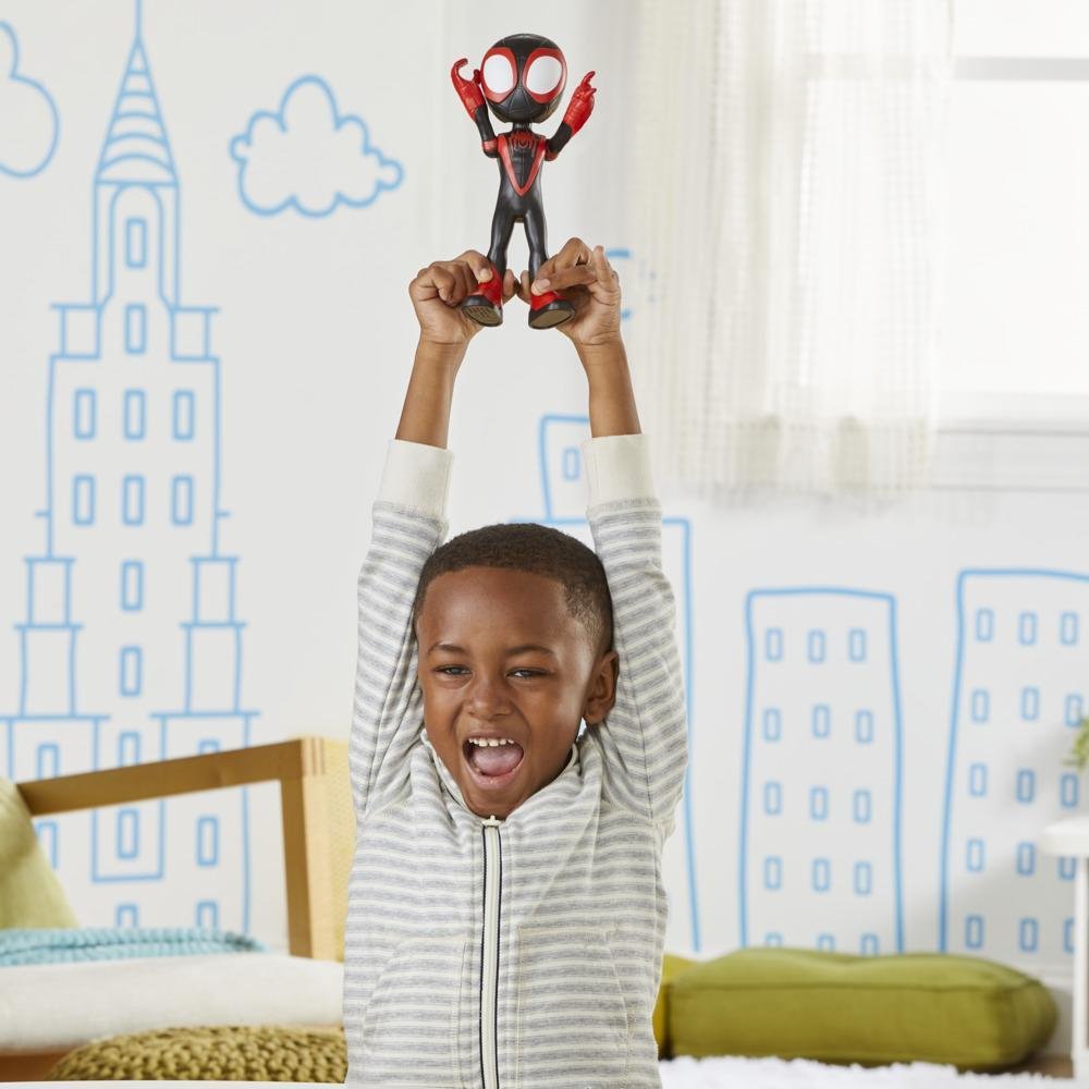 Figura Gigante Hasbro Marvel Spidey And His Amazing Friends Miles Morales
